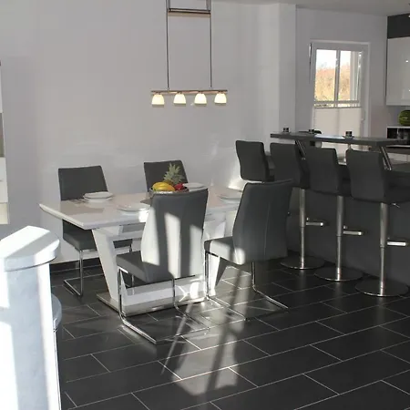 Apartment Ferienwohnung Windrose 1 *